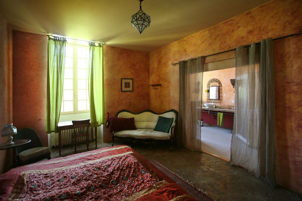 La Maison Du Pont Vieux Bed & Breakfast Cazilhac  Dış mekan fotoğraf